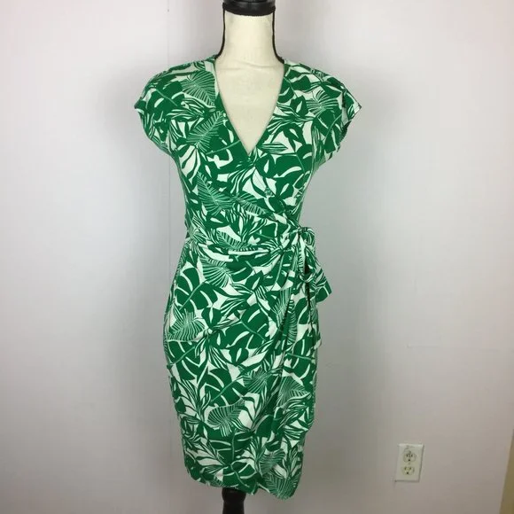 Maggy London | Dresses | New Maggy London Wrap Sheath Dress 4p Woman Petite Green  Floral Short Sleeve | Poshmark